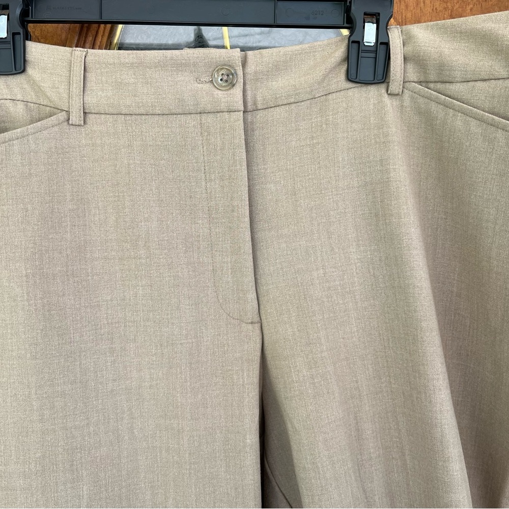 Counterparts 16High Rise Straight Ankle w/buttons at bottom.Great ConditionNWOT